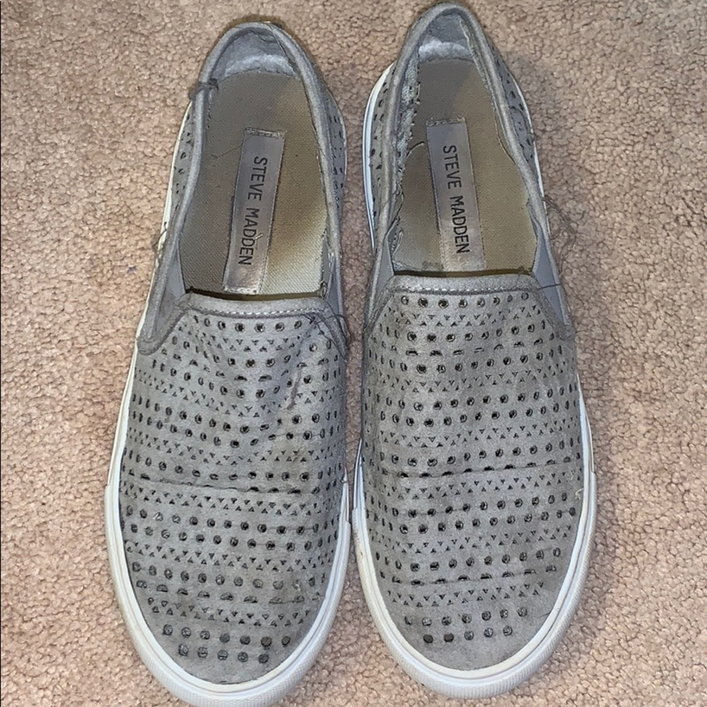 Steve Madden Slip On Sneaker (women’s size 7)